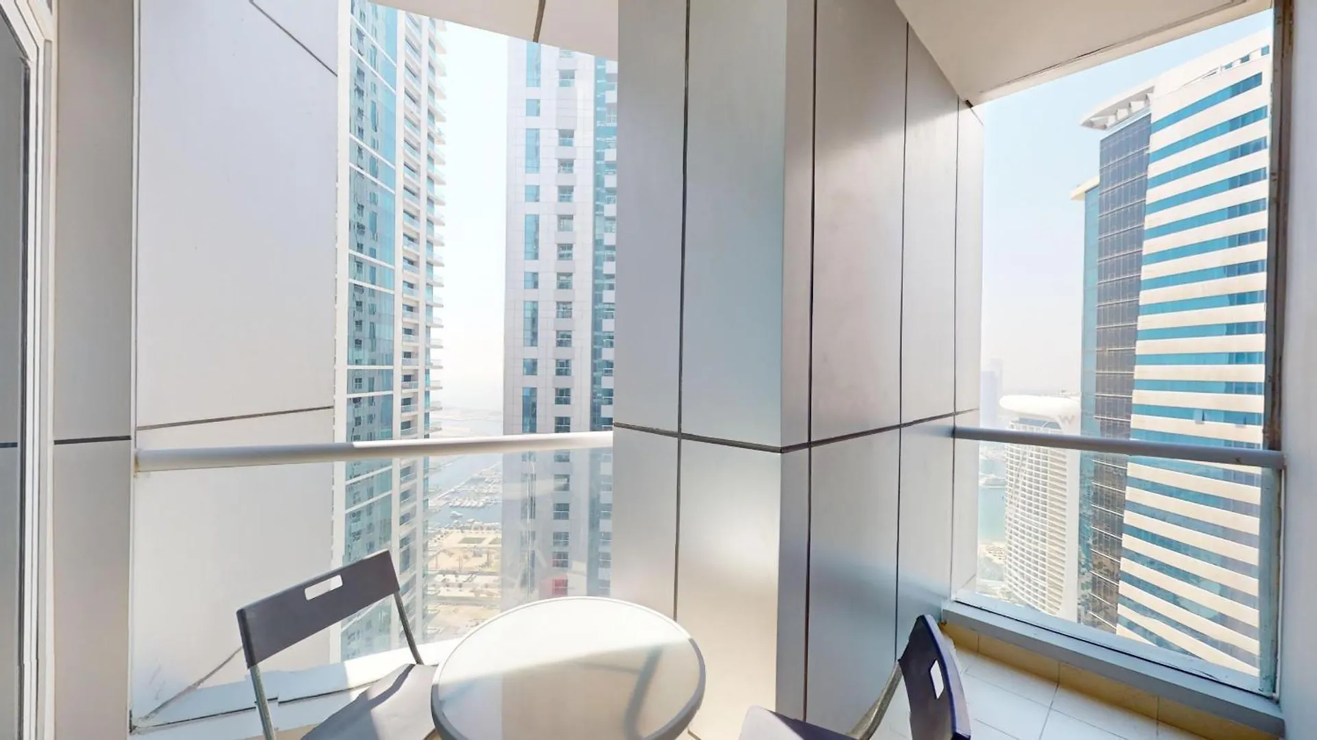 Apartment With 1 Bedroom In Marina Torch - Al Marsa St - Dubai